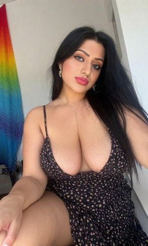 I am a super sexy escort girl here and I can be yours tonight.