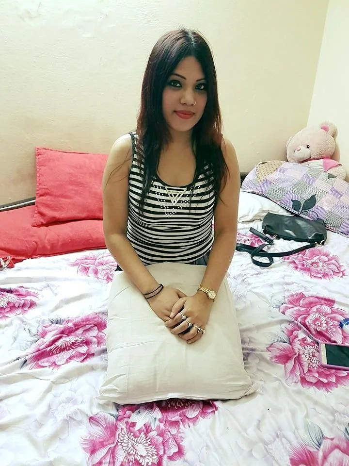 Sex video call, nude pics and sex chat available 24 hours