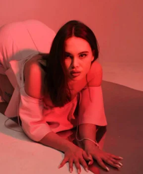 Discover the Charismatic Russian Escort Girls in Agra 