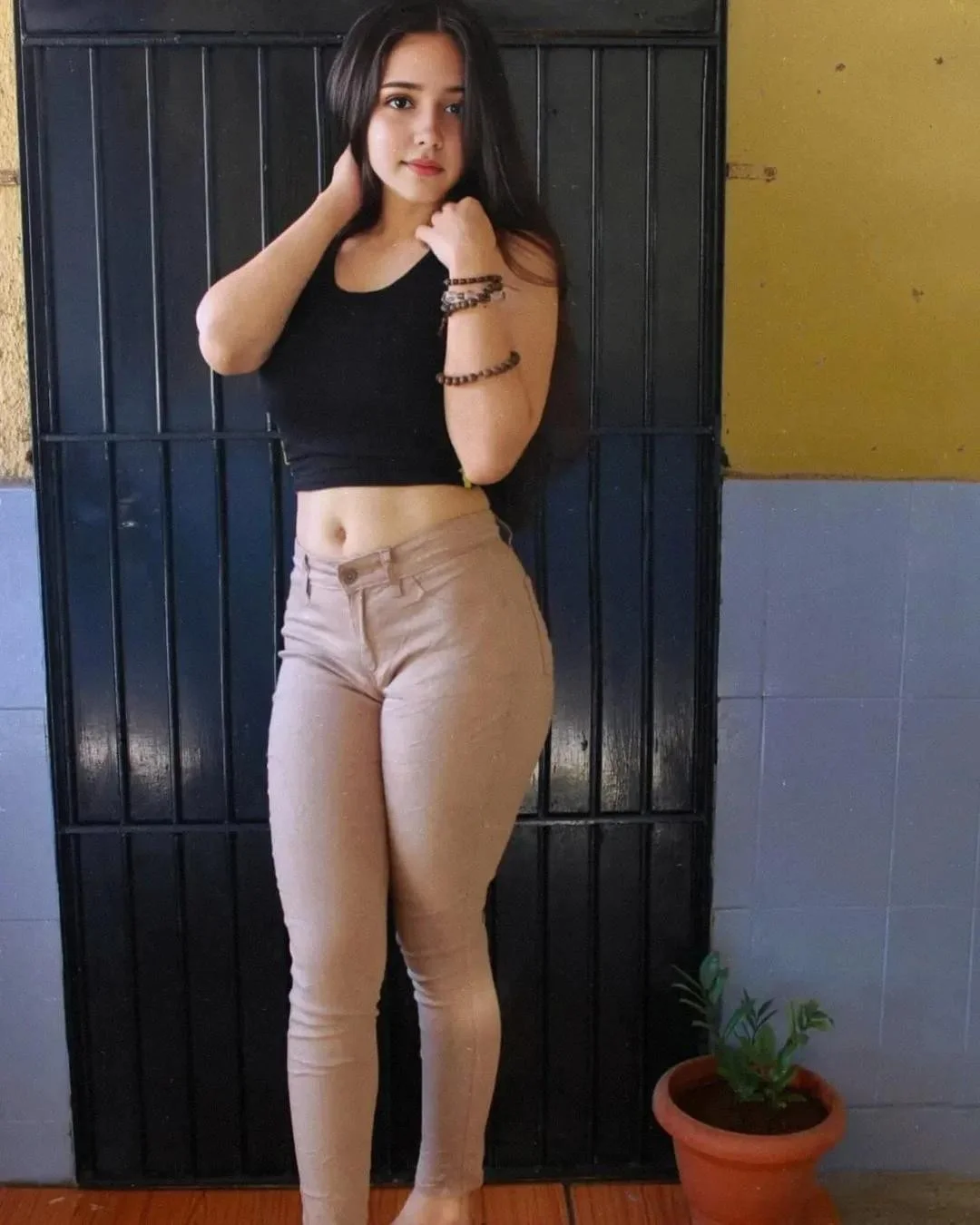 Elite model escort girl in Bengaluru with cash payment